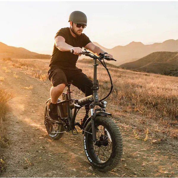 Three-slot foldable electric bike