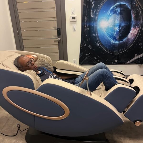 APP Controlled 4D Massage Chairs
