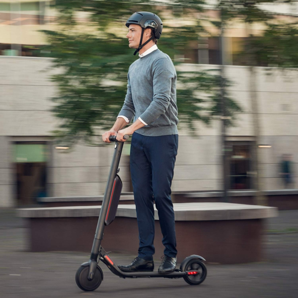 Segway Ninebot ES4 Electric Kick Scooter- 800W Motor