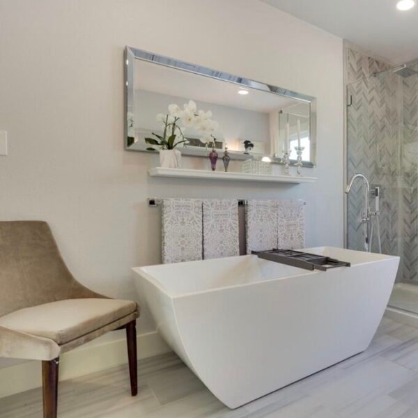 59" x 30" Freestanding Soaking Bathtub